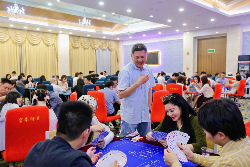 火爆全网!欢聚棋牌圈开挂设备软件下载”(原来真的有挂)-知乎 