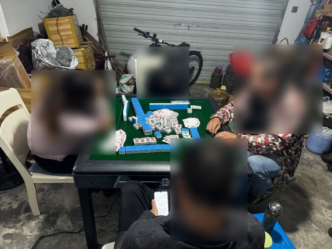 给大家爆料一下游牧海南麻将开挂软件”(确实是有挂)-哔哩哔哩