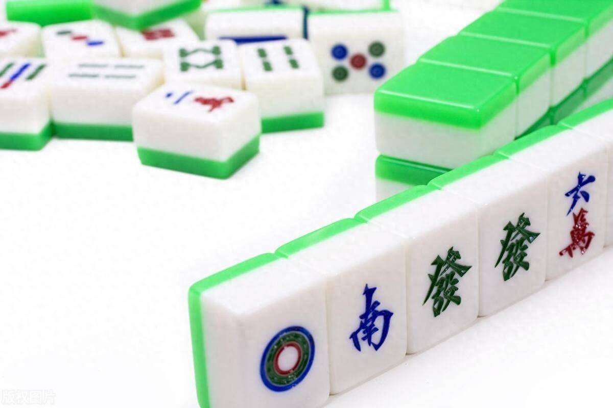 重大通报！情怀麻将其实是有挂的(输赢规律技巧)