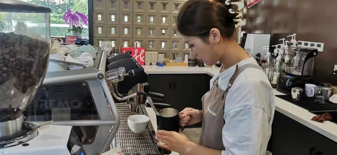 科技揭秘“咖啡大厅辅助软件”!原来真的有挂