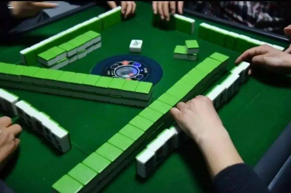 厉害了！天天乐清麻将其实是有挂的(怎样能抓到好牌)