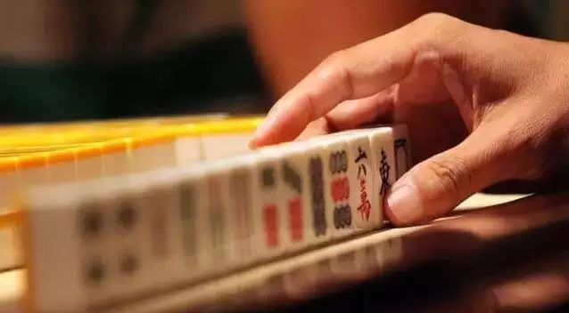 终于懂了！中至江西麻将确实有挂的(其实真的确实有挂)