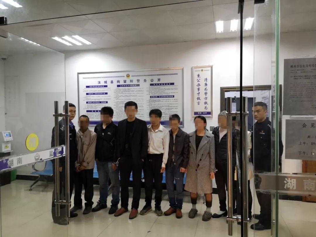 我来教教大家“微信小程序66红中麻将开挂控制牌”(确实是有挂)-哔哩哔哩