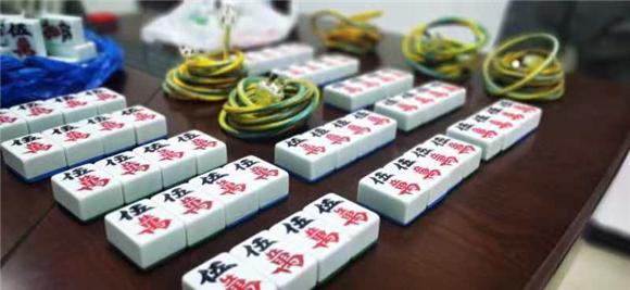必备攻略！天天重庆麻将其实是有挂的(到底是不是有挂)