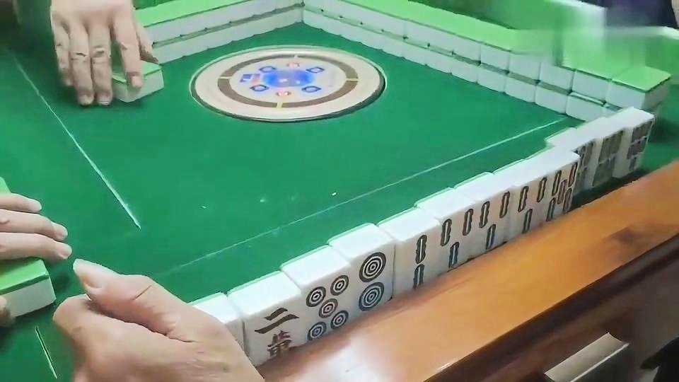 7分钟揭秘！豆豆三湘麻将确实有挂的(怎么提手拿好牌)