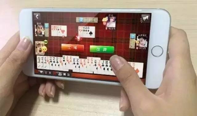 关于！手机打牌专用神器(有什么赢的技巧)