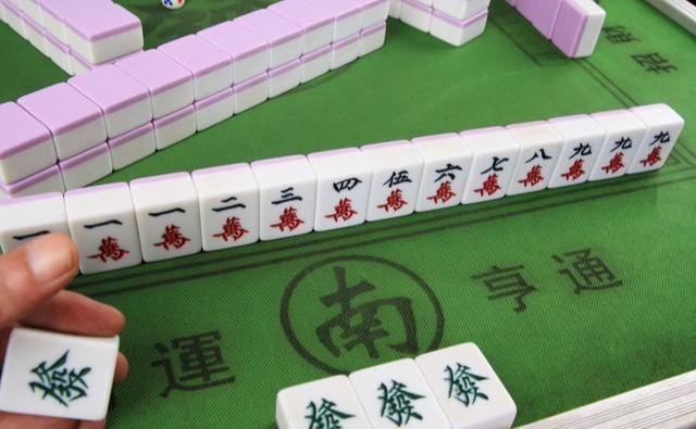 介绍十款！上楚湖北麻将确实真的有挂(怎么一直赢)